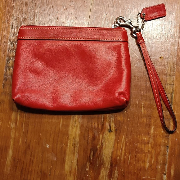 Coach - Picture 3 of 10